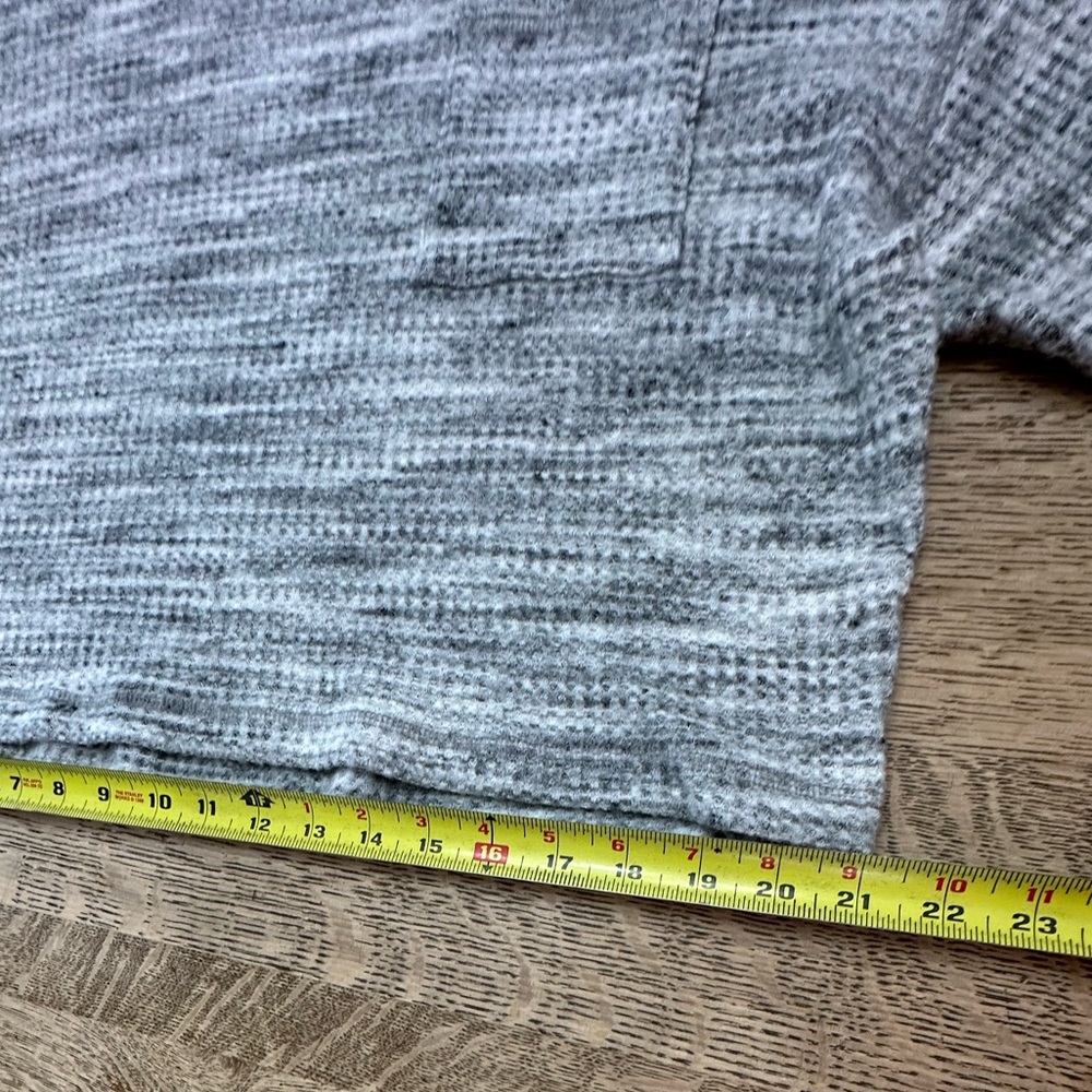 Michael Stars Cropped Lightweight Oversized Sweater Medium - Picture 10 of 14